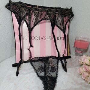 1441 VS DREAM ANGELS Black-Gold embroidered Garter-Thong Set SMALL NWT